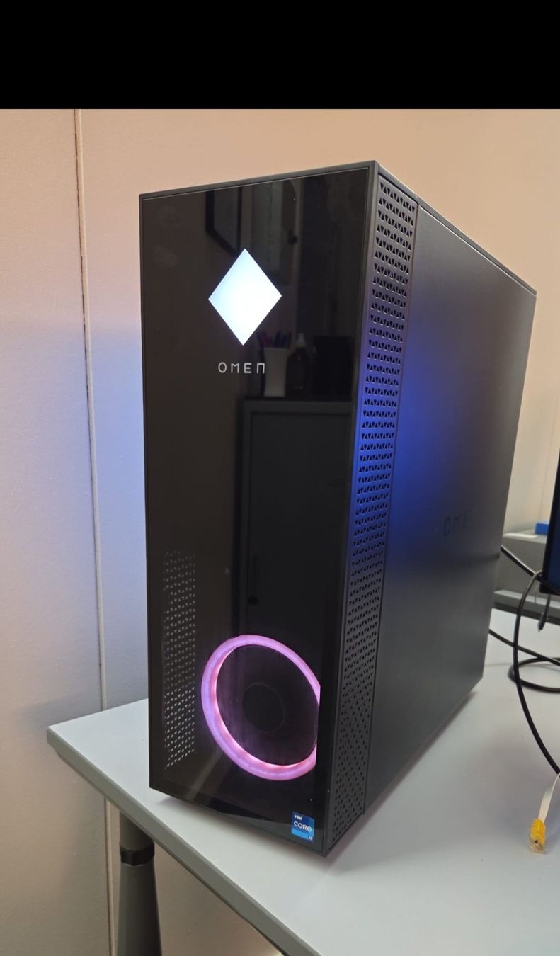 Hewlett Packard PC: Gaming PC OMEN Desktop, Intel i7, 32 GB RAM, Top! – Usato da Eyholz venduto da tat_c9vh