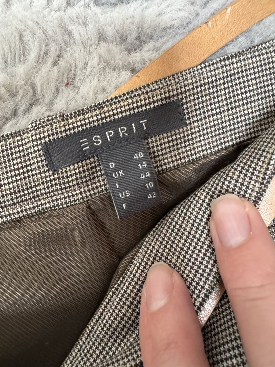 Esprit Röcke: Rock / Jupe / Gonna mit Gürtel – Gebraucht aus Aesch BL von comven 2