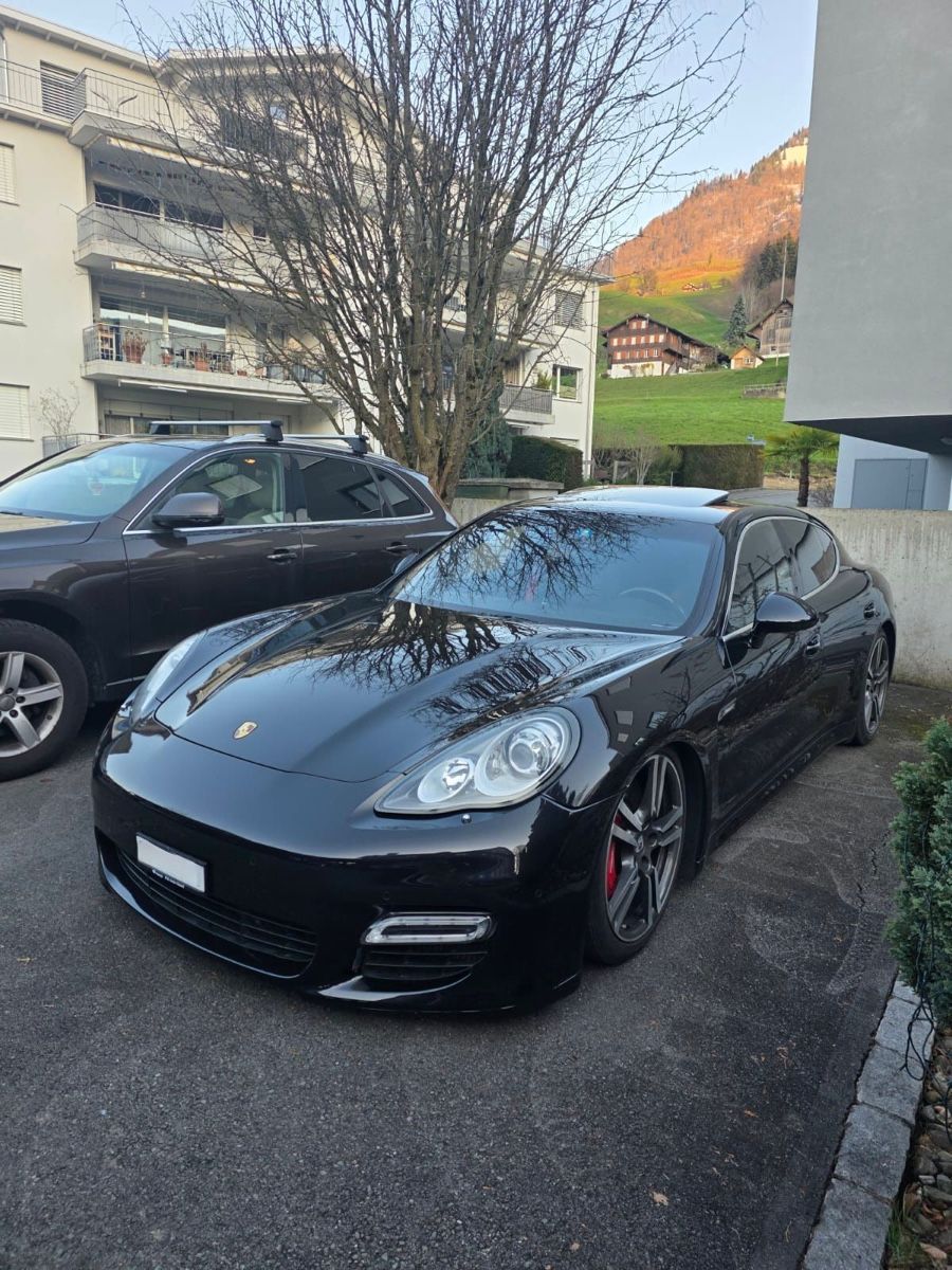 Porsche Automobili: Porsche Panamera Turbo 4.8 – Difettoso da Luzern venduto da tooltimeO 3