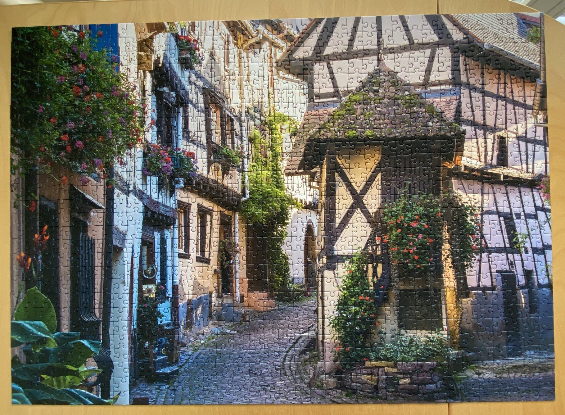 Ravensburger Puzzle: Puzzle "Eguisheim Elsass" 1000-Teile – Usato da Wettingen venduto da Papalota 1