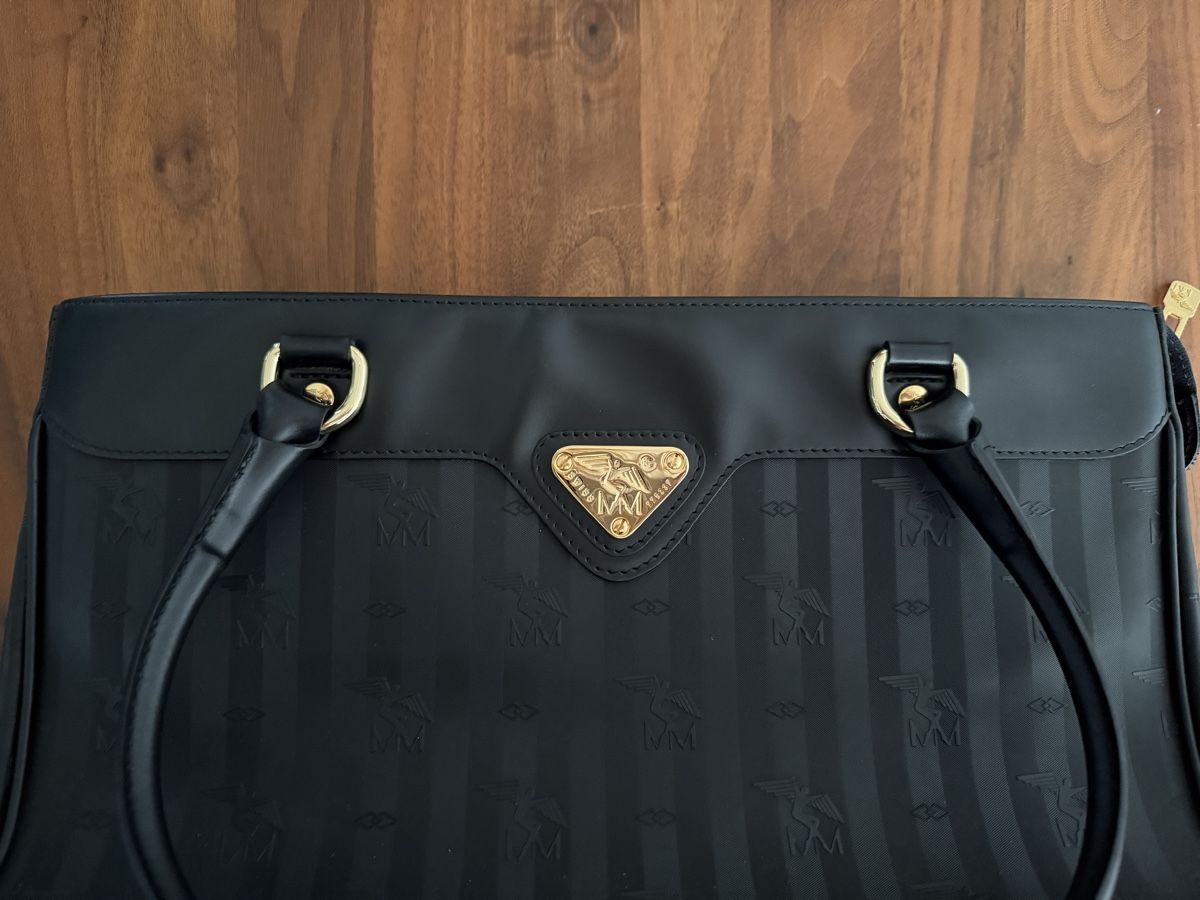 Maison Mollerus Sacs femmes: Tasche von Maison Mollerus – Neuf avec emballage d'origine à Lohn-Ammannsegg par nde_tx52 4
