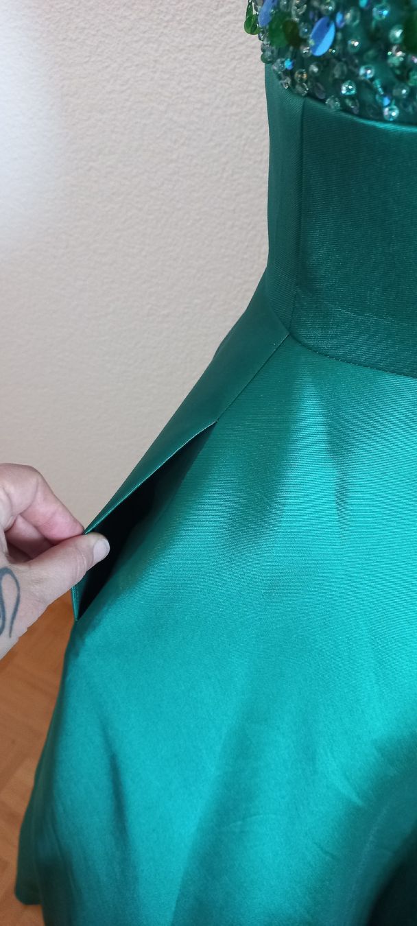 Vestiti: Abendkleid in dubkelgrün Gr 38 – Nuovo (secondo la descrizione) da Flawil venduto da nimyqu 4