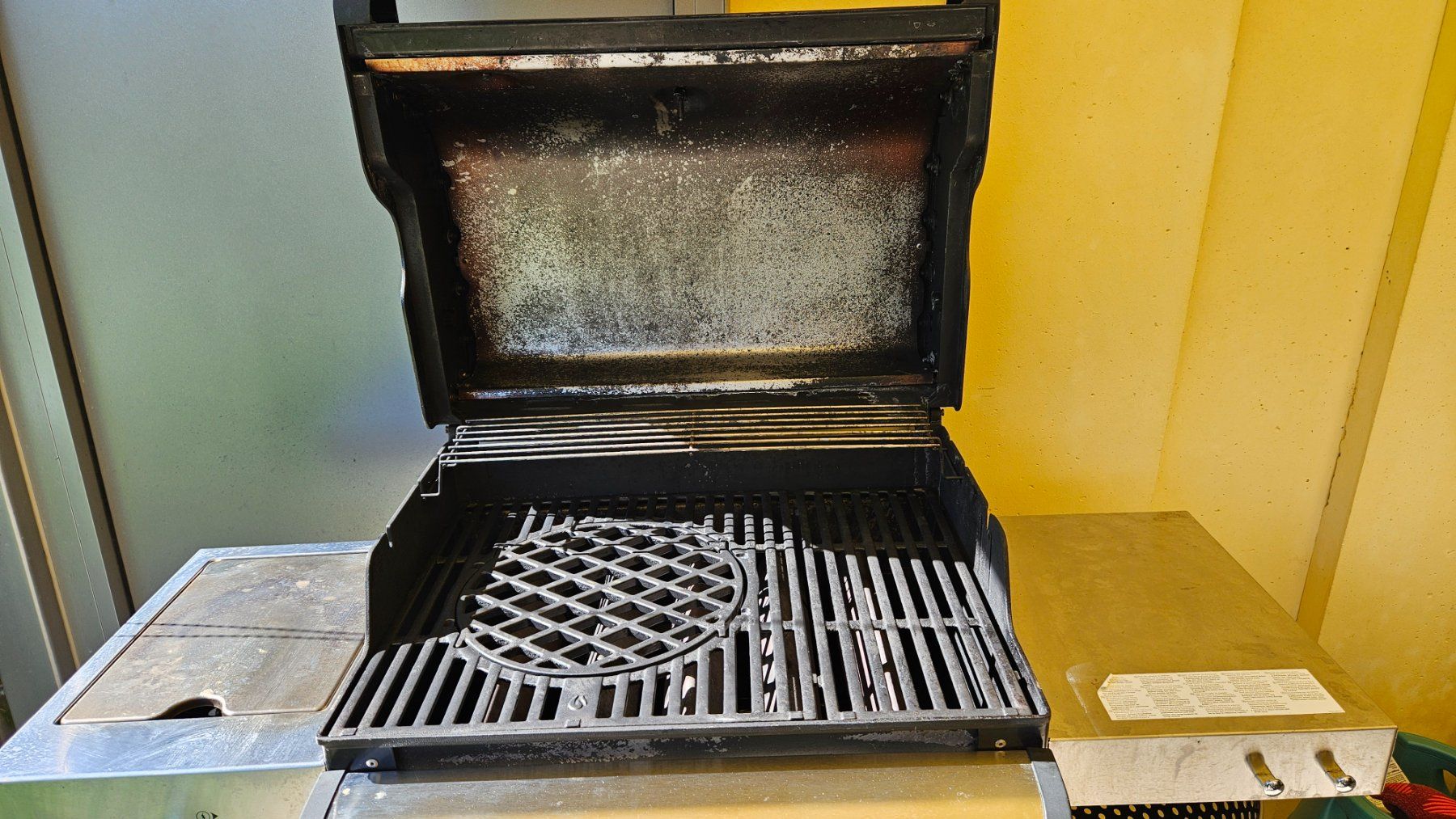 Griglie: Weber Spirit Grill mit Abdeckung – Usato da Wila venduto da Spanxx 3
