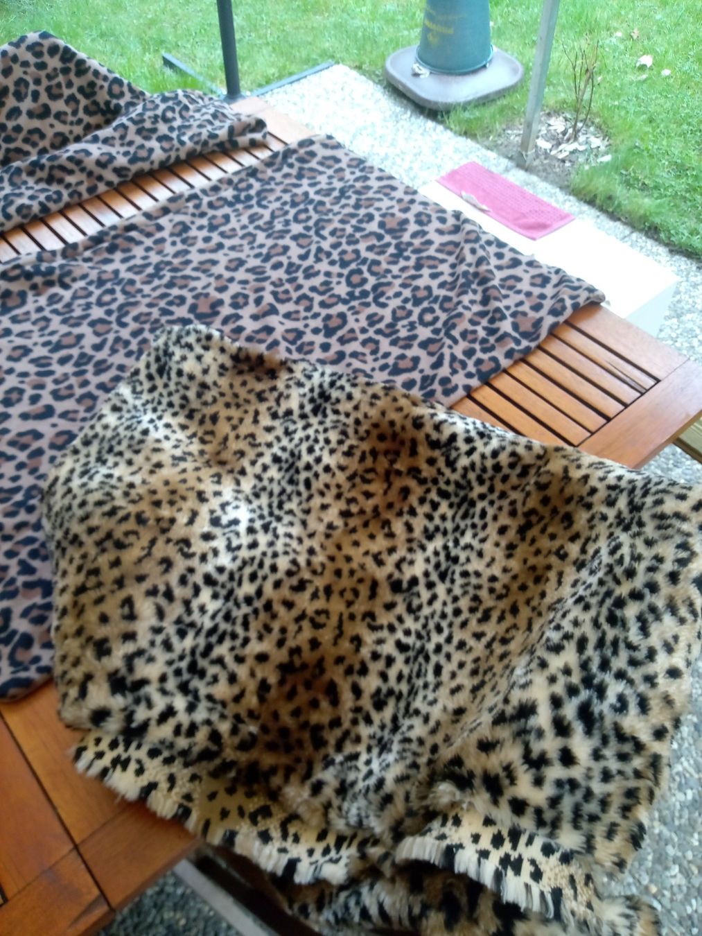 Tessuti: Tissu Léopard – Usato da Vallamand venduto da mamideco