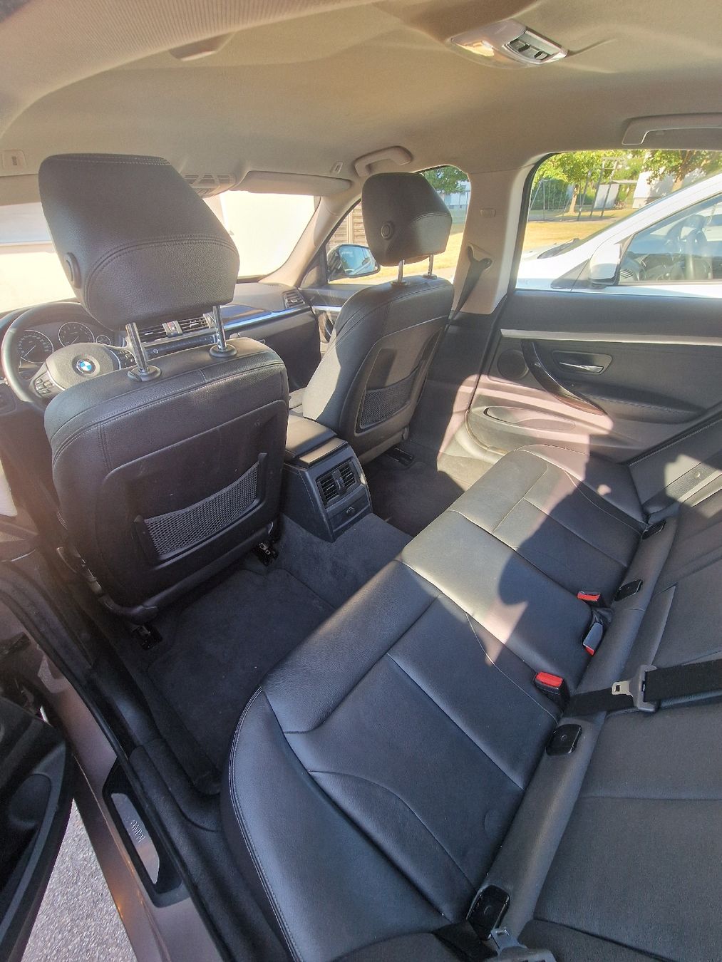 BMW Automobili: BMW 320i GT ab Mfk – Usato da Wangen b. Olten venduto da gibauf 5