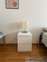 2 IKEA bedside tables with 2 matching lamps – white