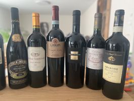 24 Flaschen Rotwein aus Wein-Kellerauflösung
