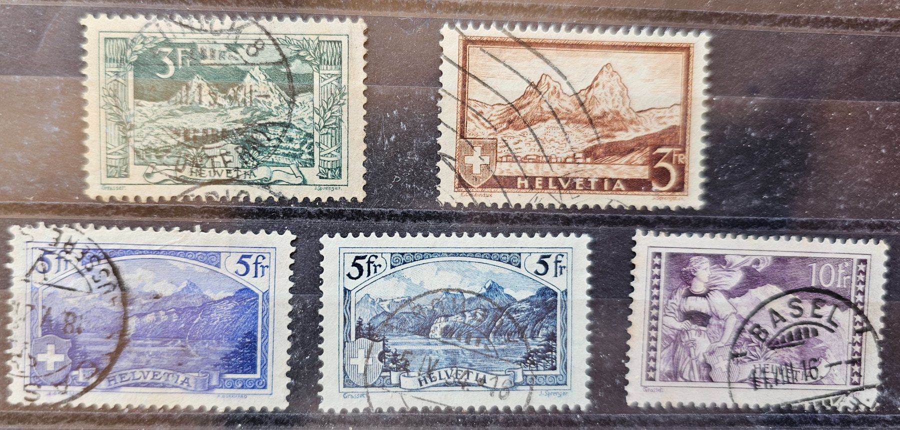 Tous les timbres: Gebirglandschaften – D'occasion à Les Valettes par Nuba1