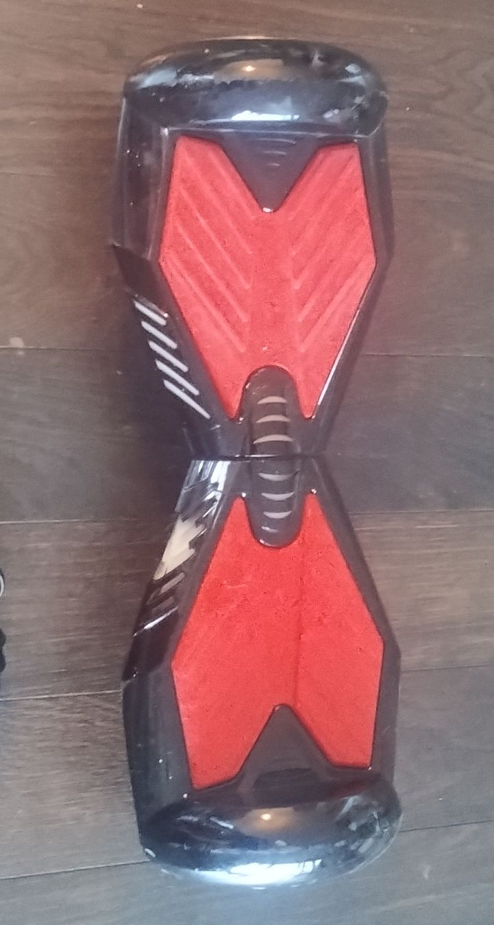 Hoverboards: Hoverboard rot schwarz defekt – Defekt aus Wasterkingen von xamax1