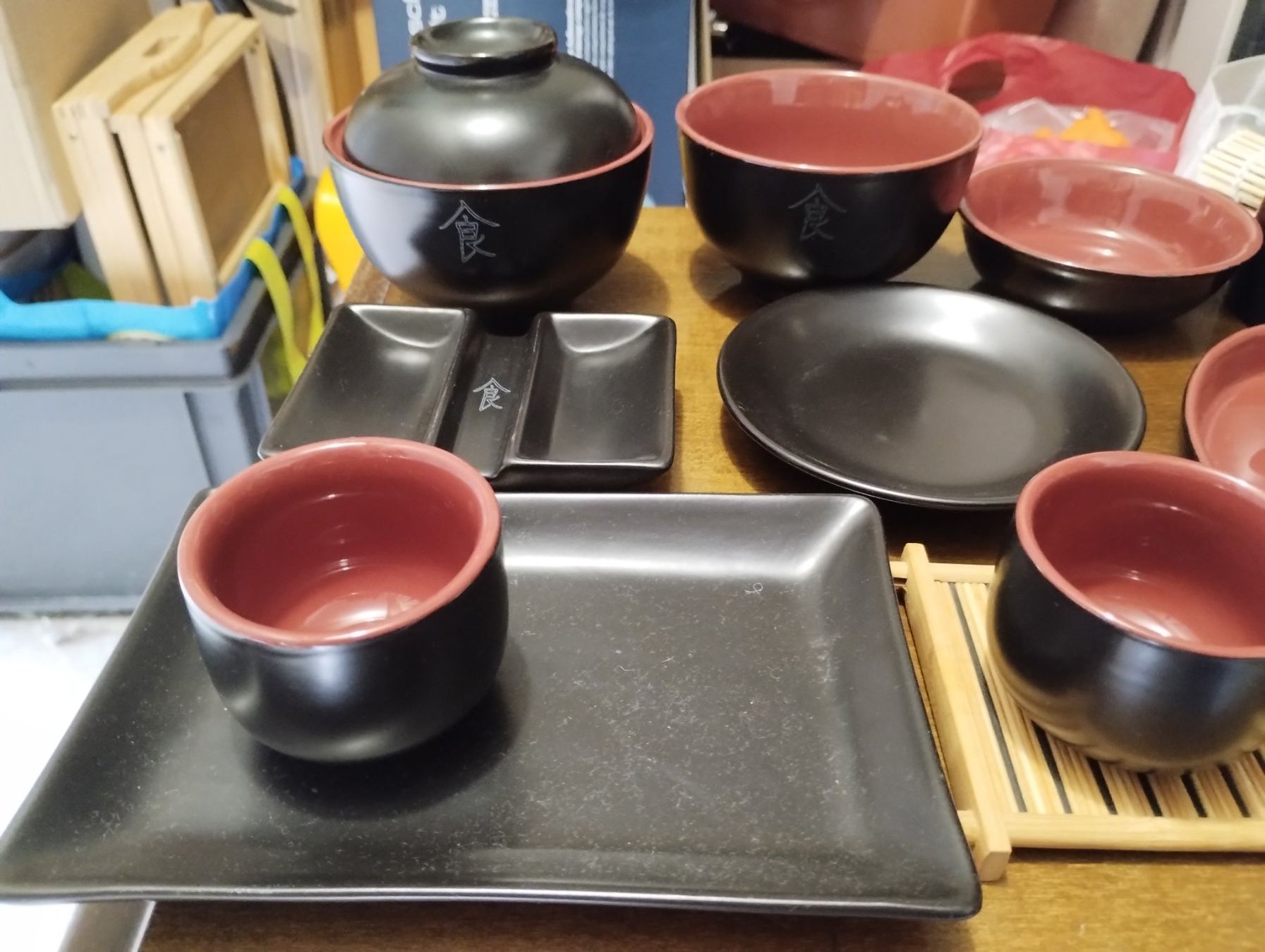 Geschirrsets: service de table oriental pour sushis et soupes – Gebraucht aus Matran von Taragor 2