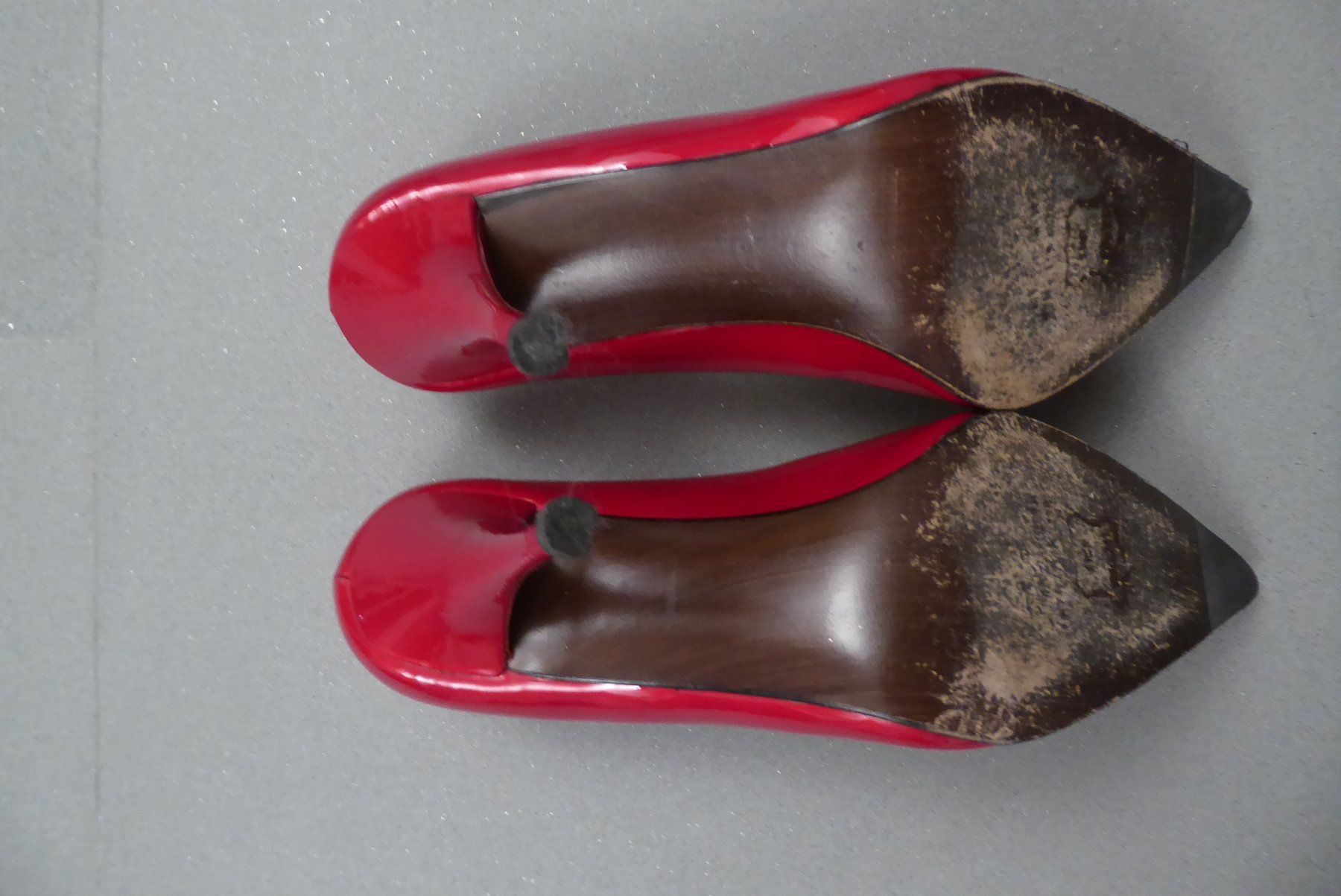 Stuart Weitzman Damenschuhe: Damenschuh der Luxusmarke Stuart Weitzman | rot | Grösse 36 – Gebraucht aus Triesen von Deal1966 3