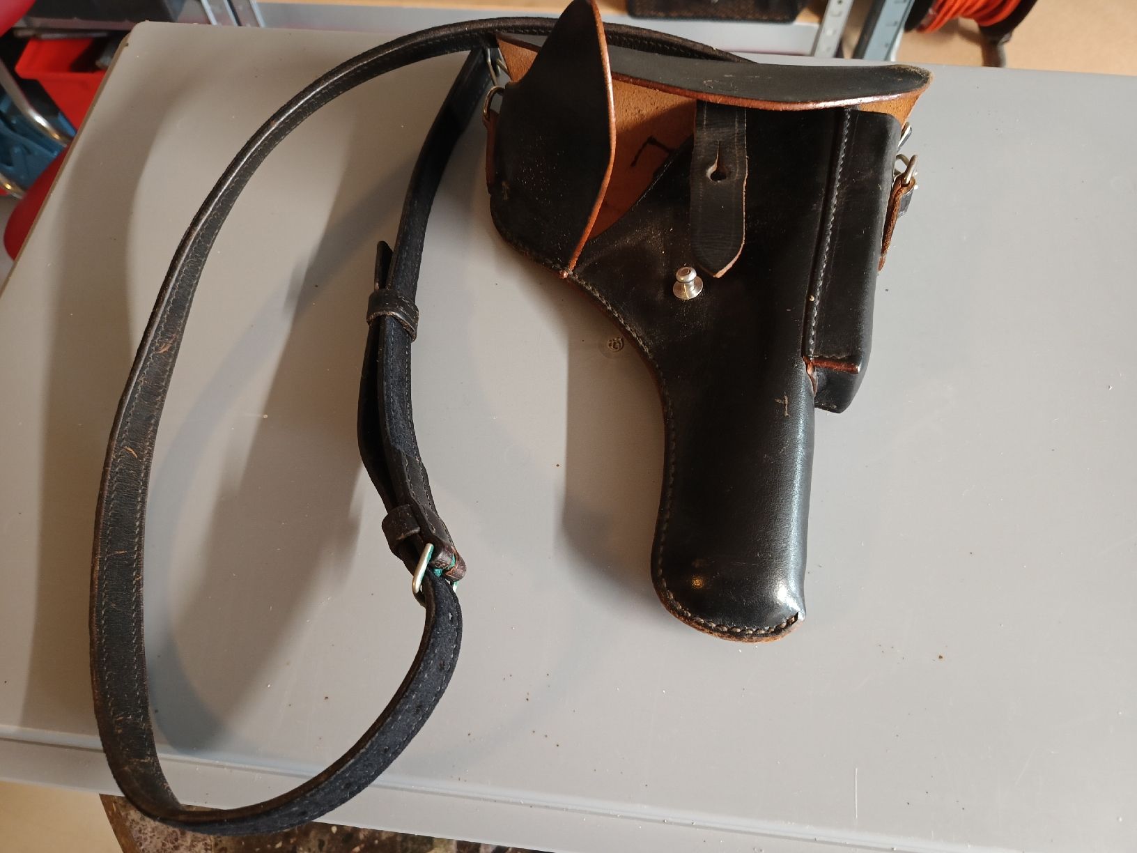 Tiro a segno: Pistolenholster – Usato da Speicherschwendi venduto da clepsydra66 3