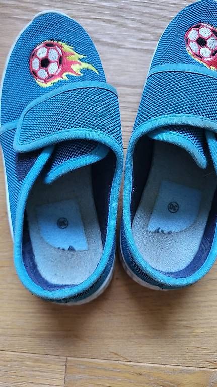 Scarpe per ragazzi: Hausschuhe Gr. 30 – Usato da Langendorf venduto da RE17 3