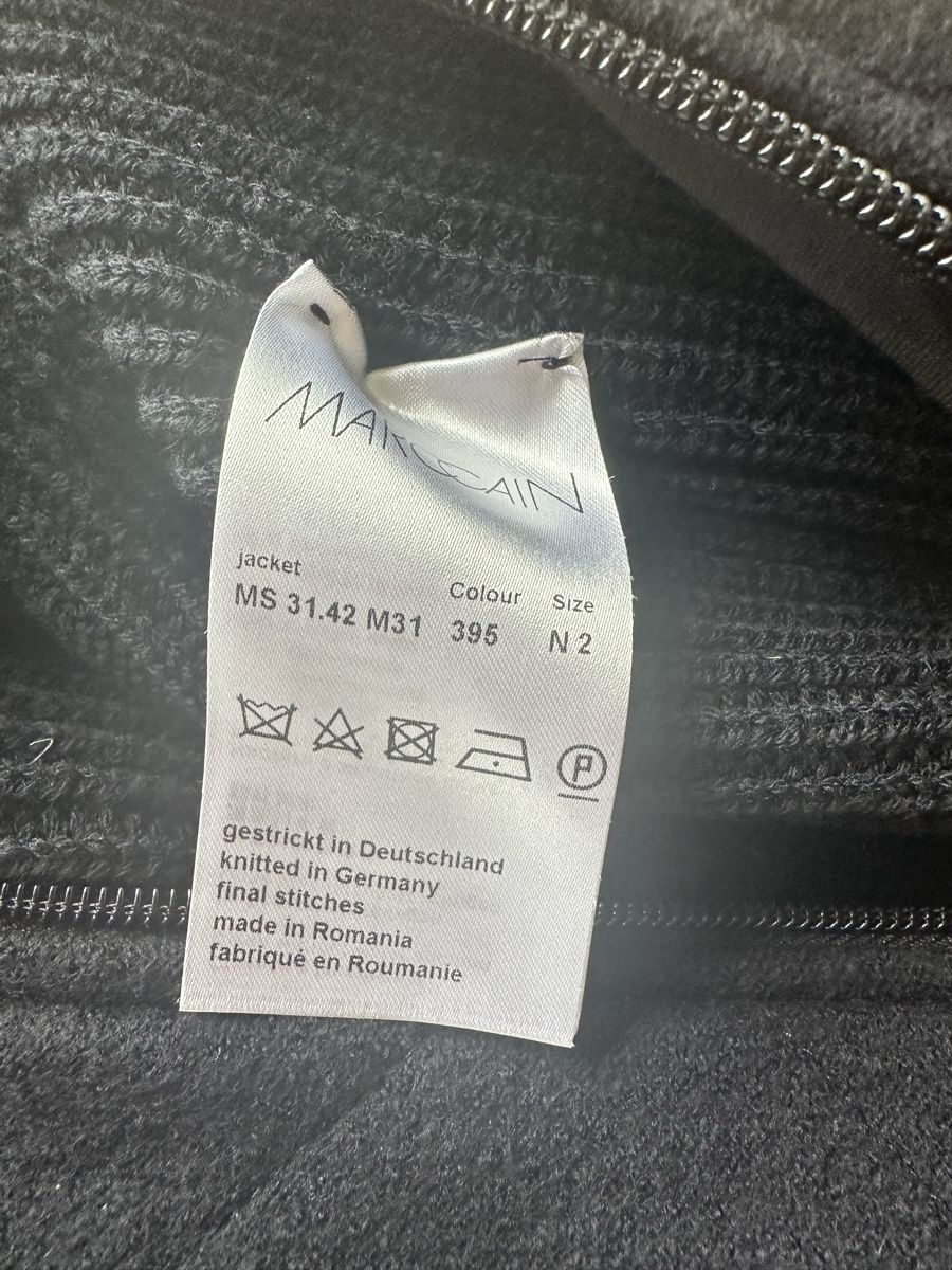 Marc Cain Jacken: Marc Cain Strickjacke Grösse N2 Dunkelblau – Neu (gemäss Beschreibung) aus Goldach von Schnuppi 6