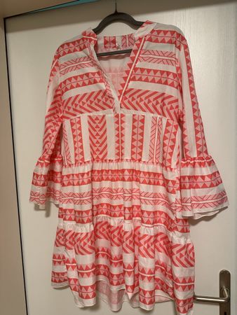 Sommerliches Kleid mit Muster, Grösse M, Top Zustand!