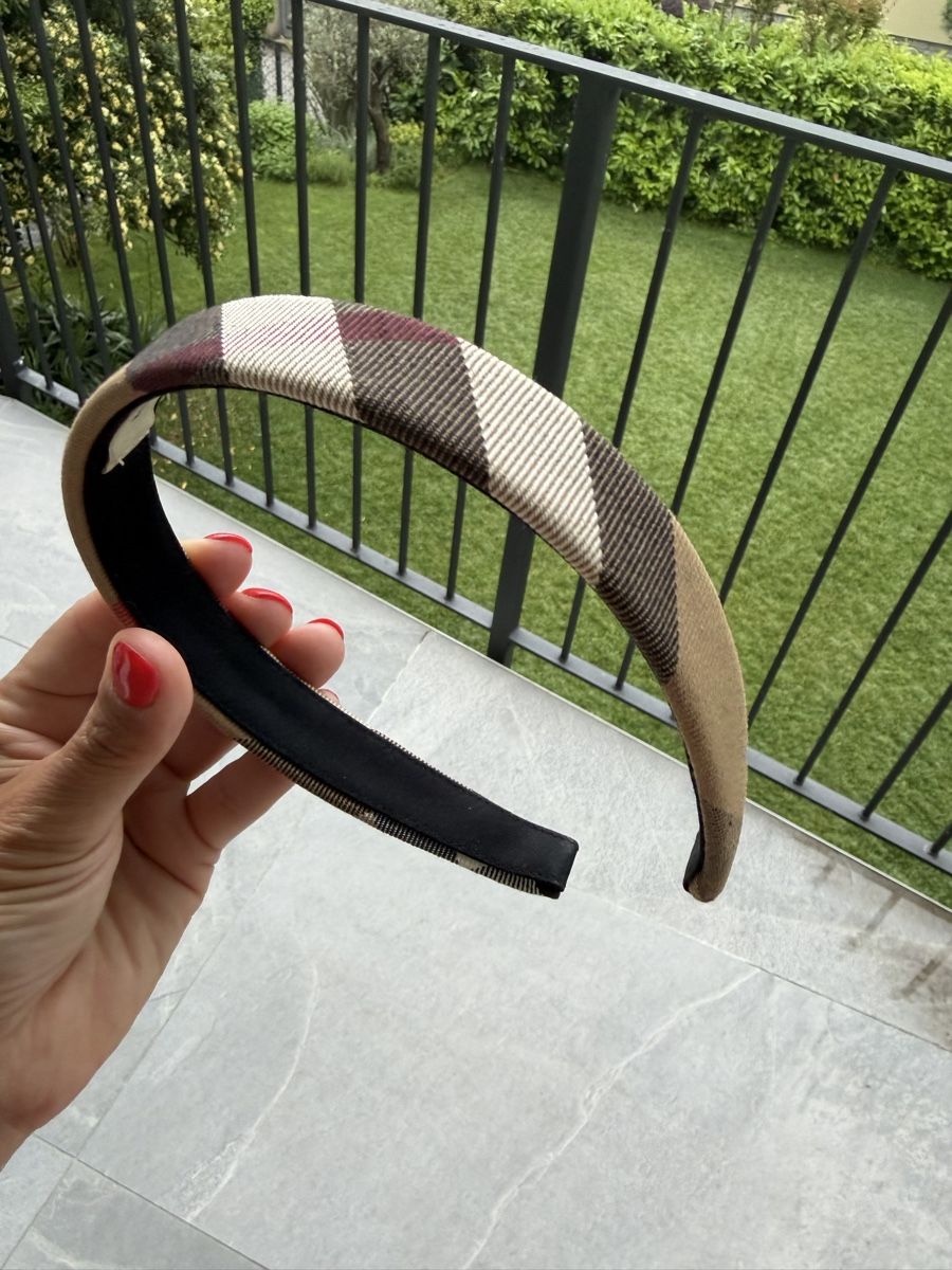Burberry Accessori per capelli: Burberry  – Usato da Melide venduto da ser_6qfy 5