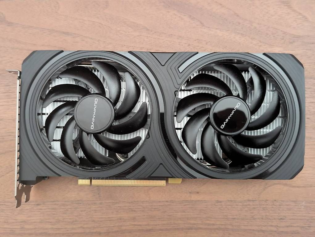 Nvidia Schede grafiche: Gainward RTX 4060 Python II 8GB - mit 3 Monate Garantie – Nuovo (secondo la descrizione) da Solothurn venduto da FelberAndy