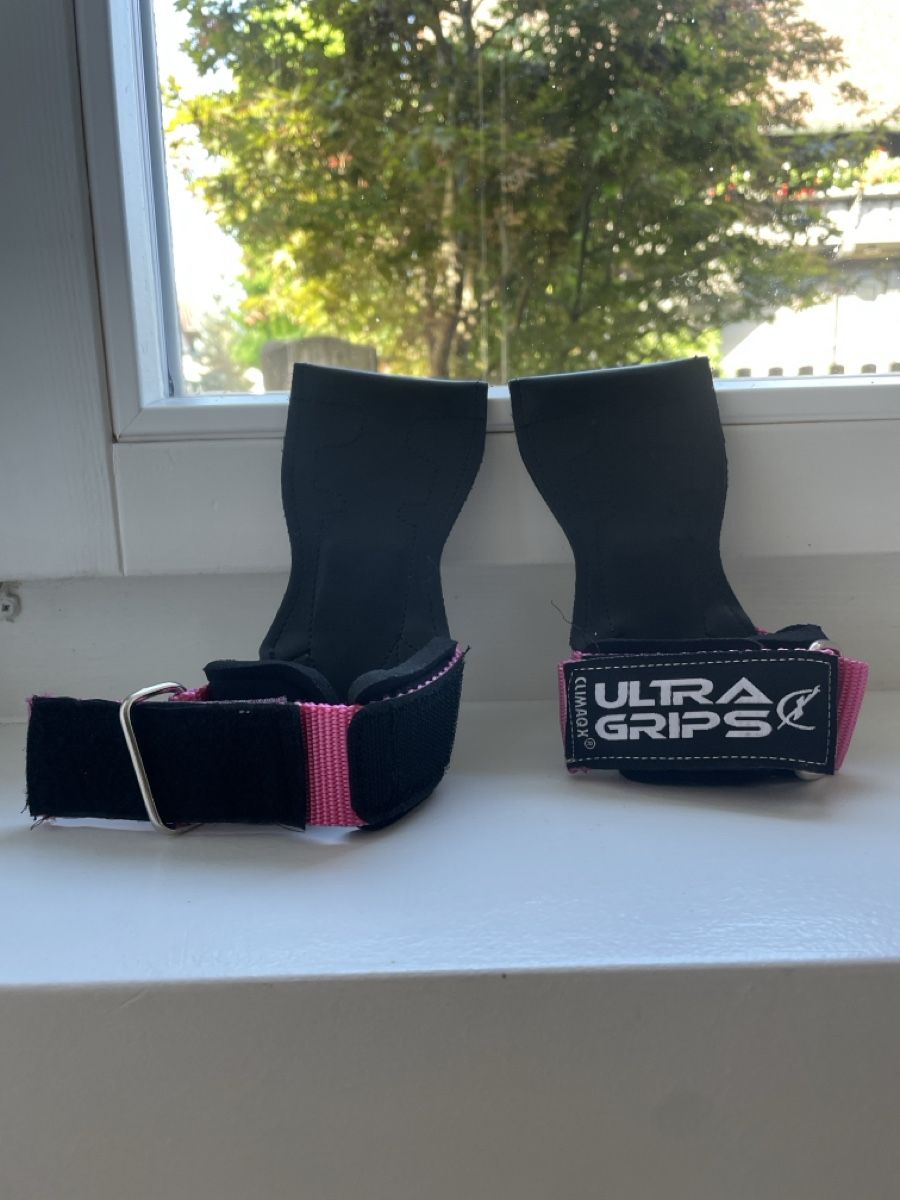 Guanti & manicotti: Ultra Grips Griffpads Grösse M neu – Nuovo (secondo la descrizione) da Niederscherli venduto da frmuehlestein 2
