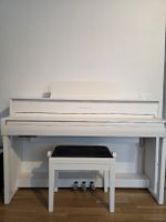 Yamaha Clavinova CLP-675 E-Piano