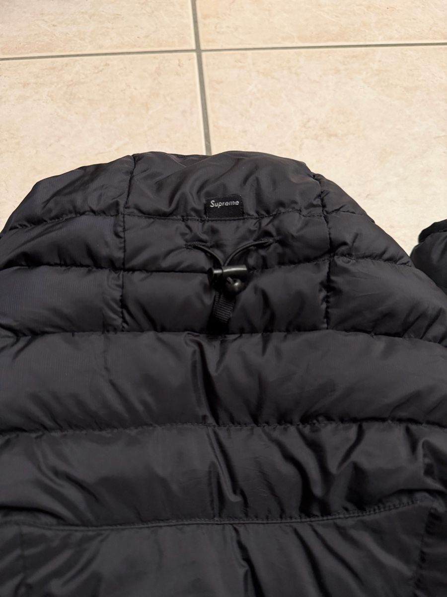 Supreme Vestes: Supreme Micro Down Half Zip Hooded Pullover Black L – D'occasion à Gipf-Oberfrick par mel_z22n 5