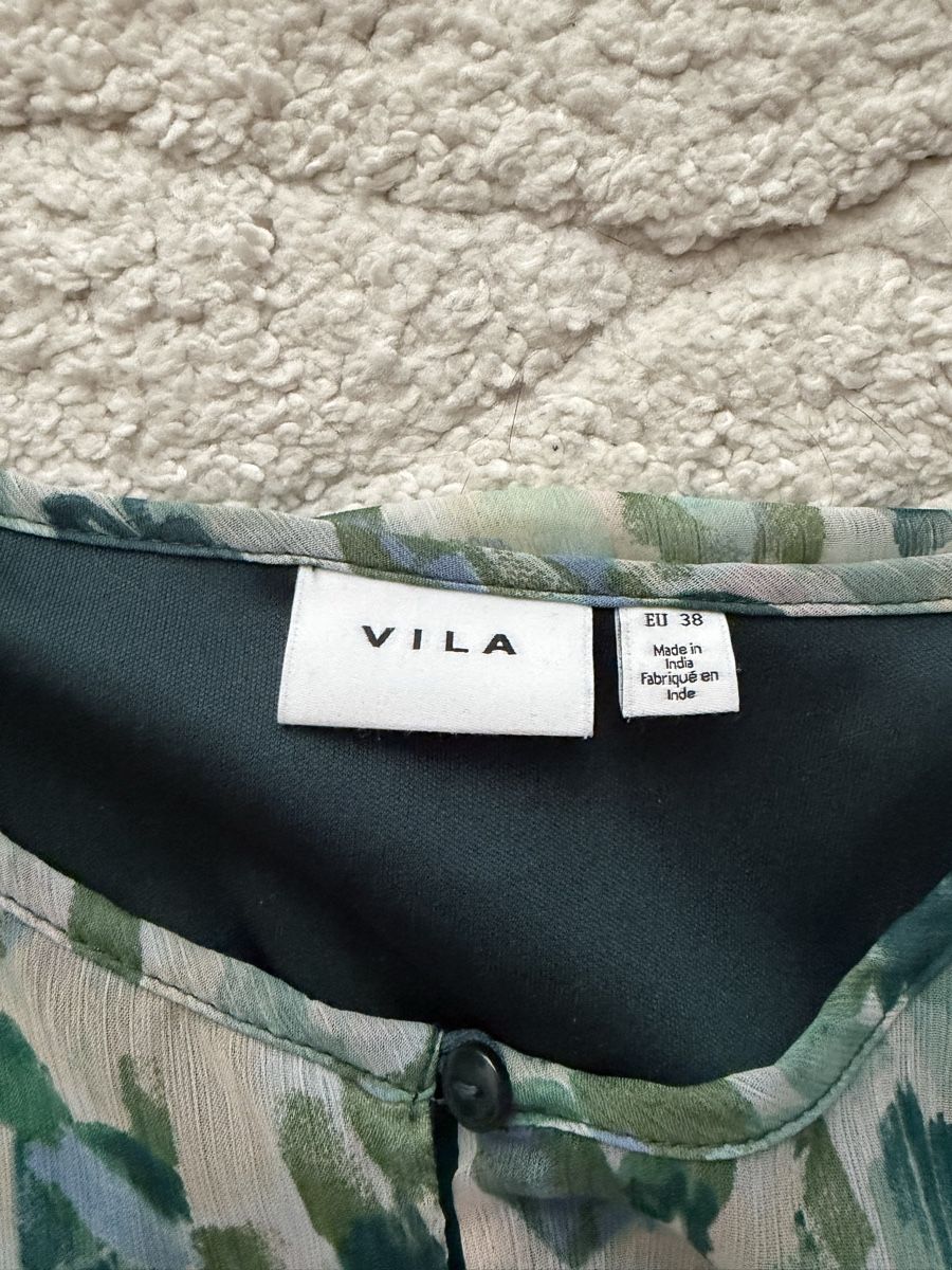 Vila Chemisiers: Vila Bluse Grösse 38 – D'occasion à Baar par Fashionlover97 3