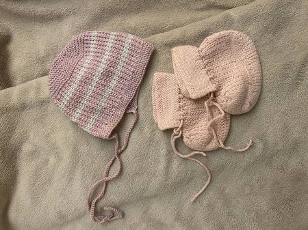 Chapeau et chaussettes Bébé 