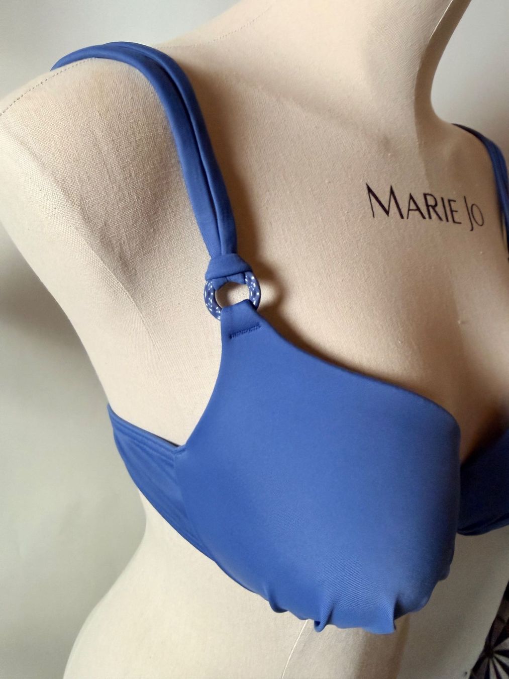Triumph Costumi da bagno & Bikini: TRIUMPH, Bikini-Oberteil SUMMER MIX & MATCH, Grösse 44B – Nuovo e nell'imballaggio originale da Rudolfstetten venduto da gst_g7xl 1