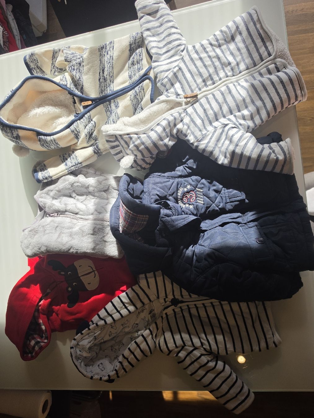 Ensembles coordonnés: Jacken und Overall Gr 62 68 – D'occasion à Diepoldsau par Likily