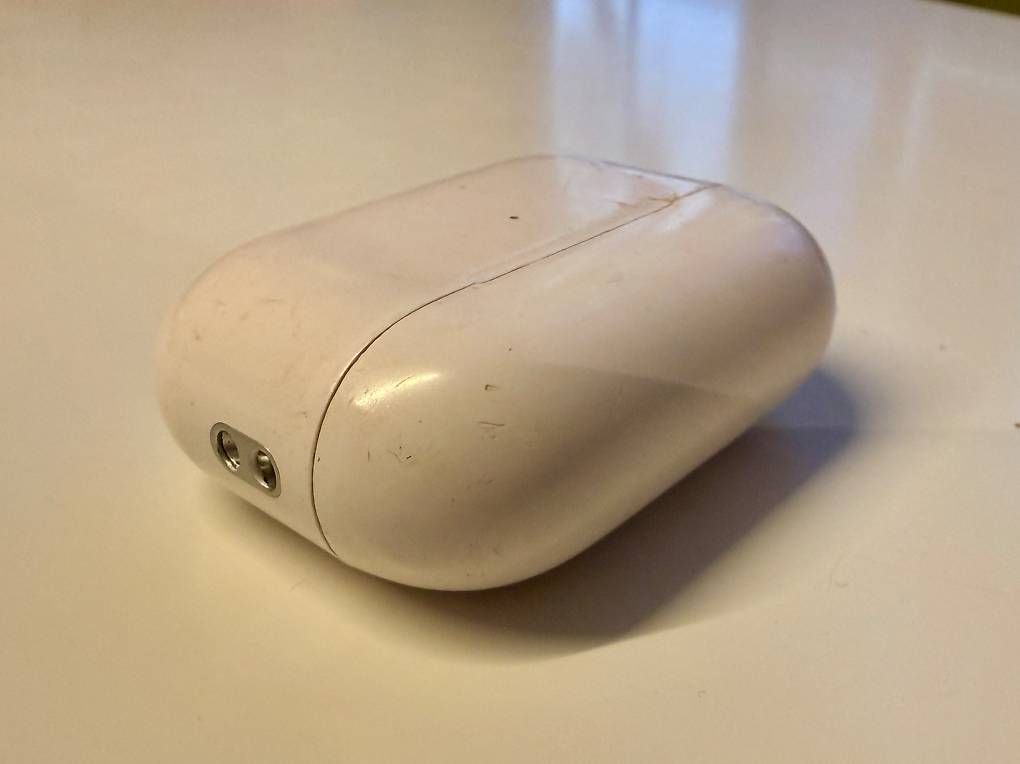 Cuffie: Apple AirPods Pro (2. Gen, USB-C) – Usato da Zürich venduto da Domiloch11 1