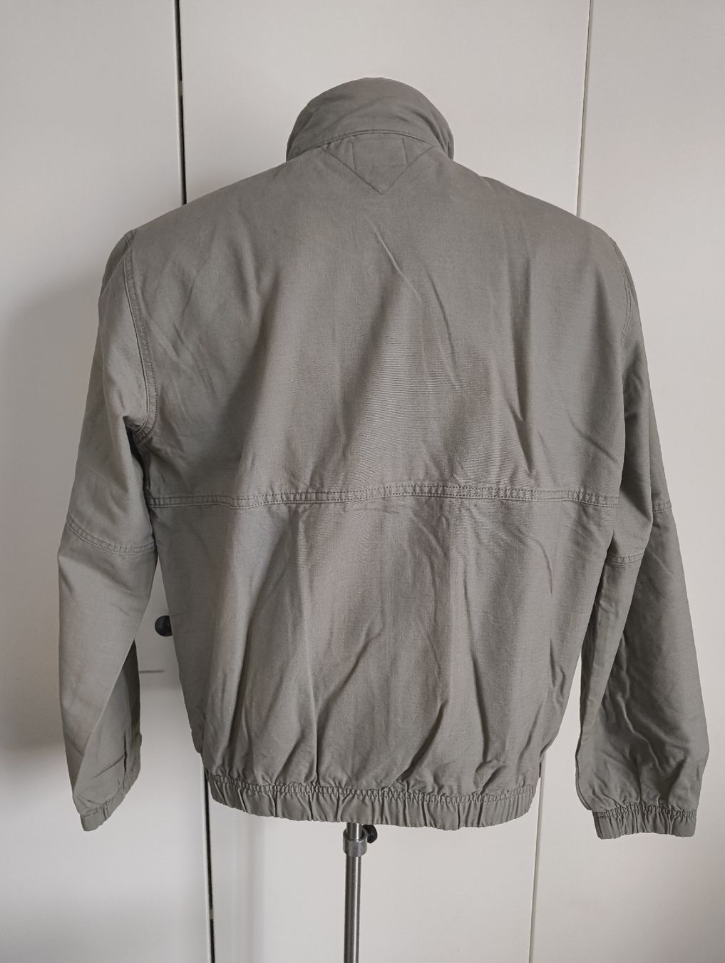 Tommy Hilfiger Jacken: Tommy Hilfiger Jacke, Grösse S – Neu und originalverpackt aus Uitikon Waldegg von PJLS1 1