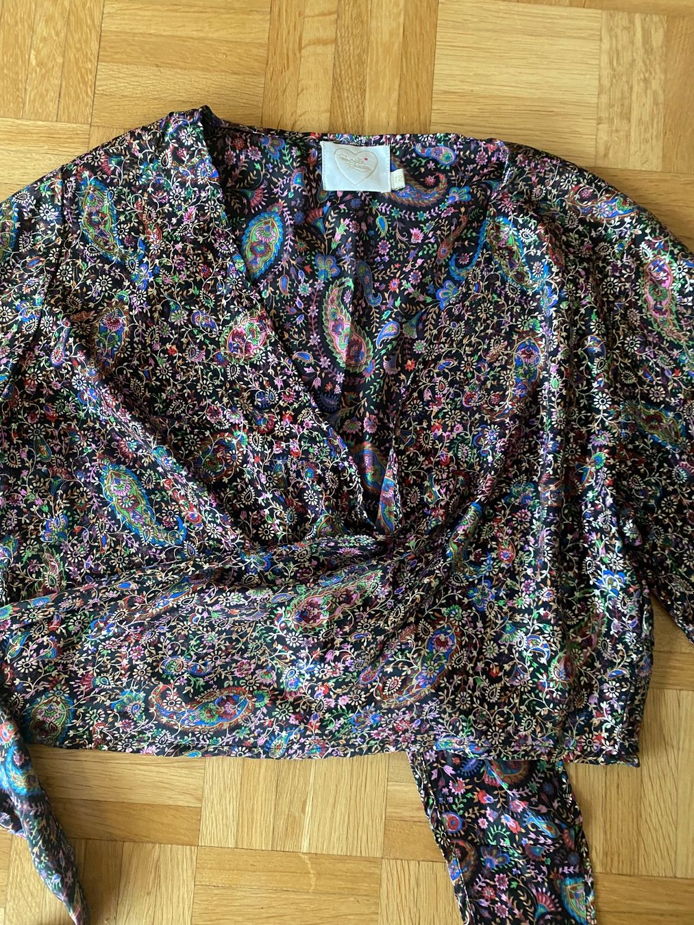 Camicette: Bluse cropped Gr S – Usato da Zug venduto da estarthyme 2