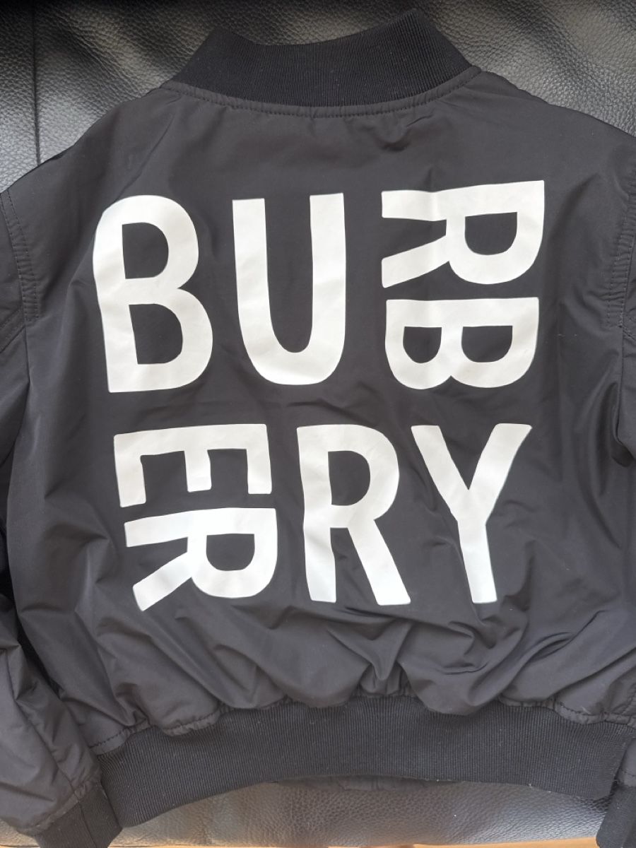 Burberry Giacche: Jackie – Usato da Meilen venduto da babanova