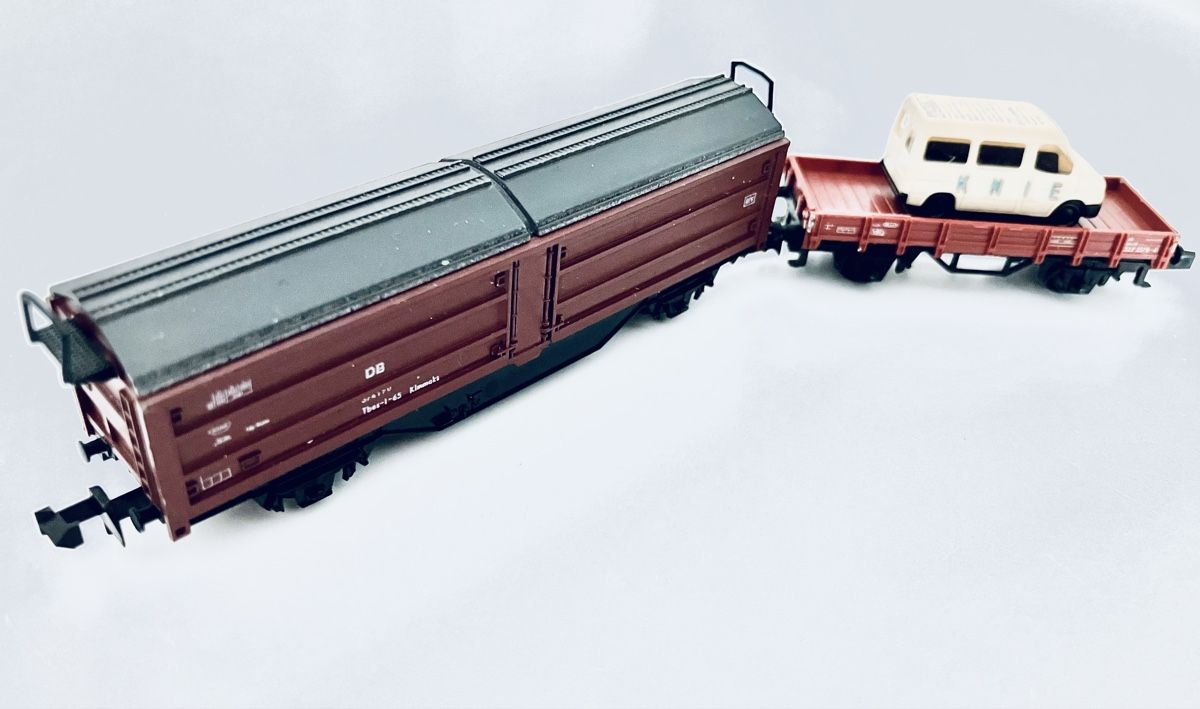 Modellini di ferrovie: KNIE FORD TRANSIT 2x Wagen SPUR N – Usato da Oberbuchsiten venduto da Orsetto24 1