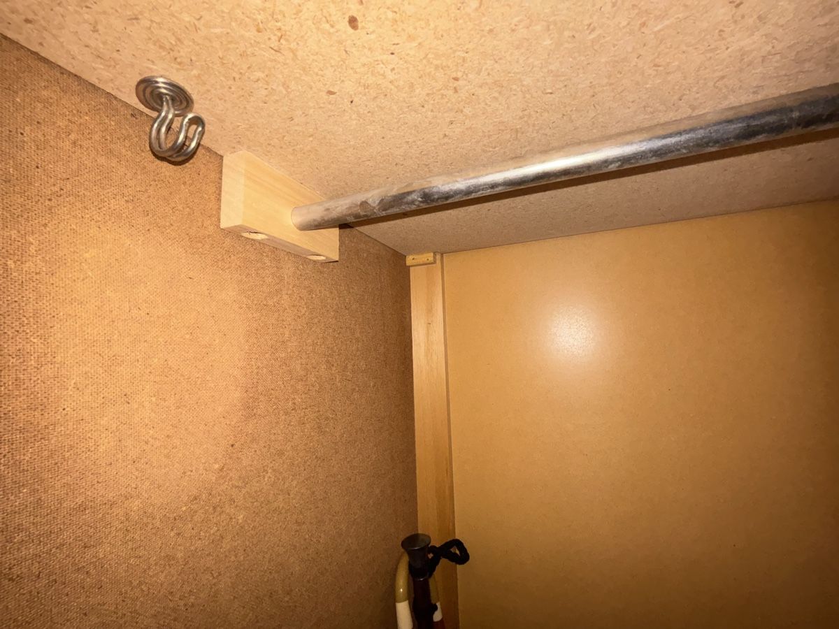 Armadi: Schrank mit Kleiderstange und Tablar – Usato da Diegten venduto da Florett 3