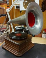 Trichtergrammophone Excelsior Werke Cöln