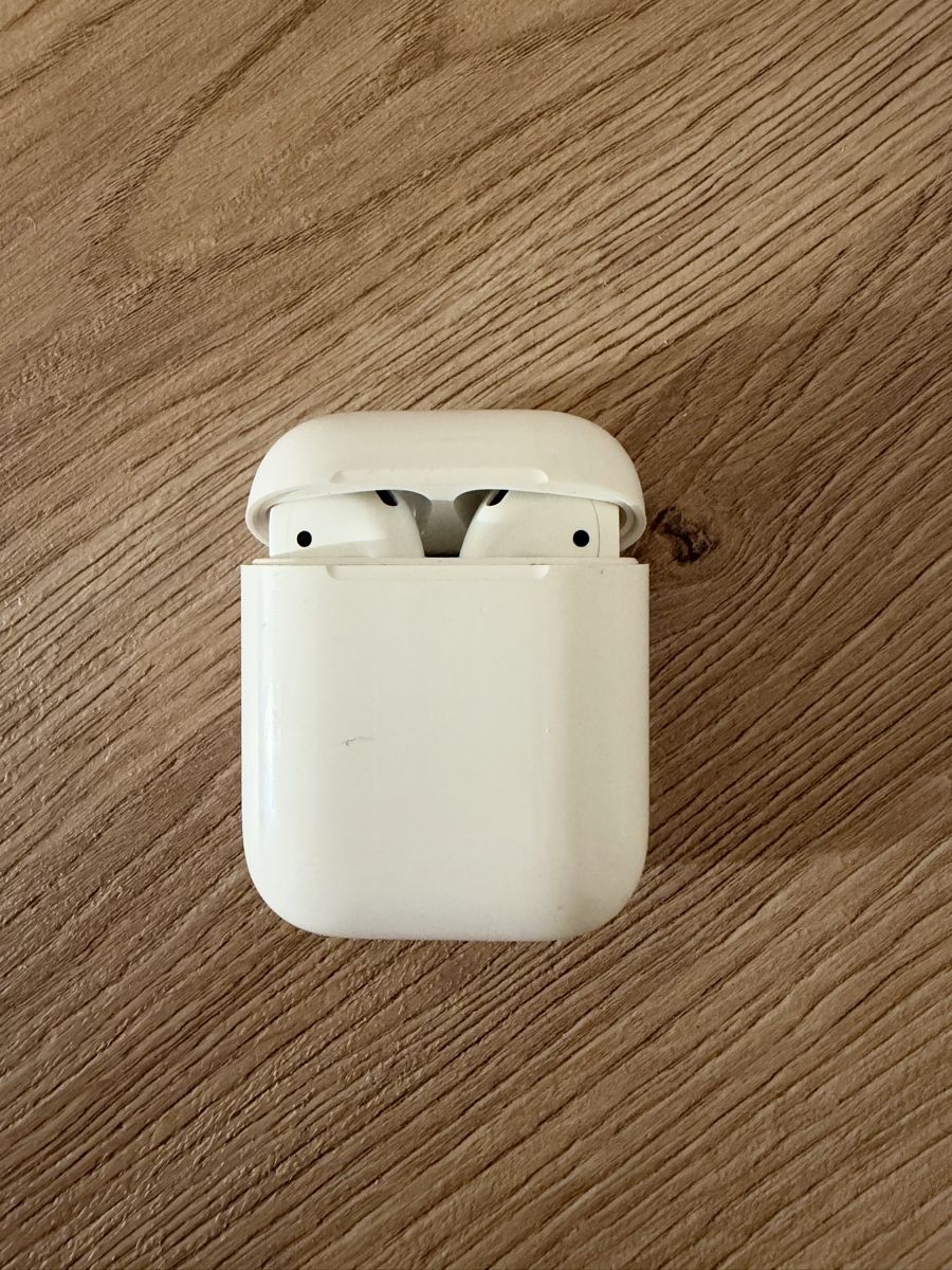 Apple Cuffie: Apple AirPods 2. Generation – Usato da Zufikon venduto da tam_gfx6 1