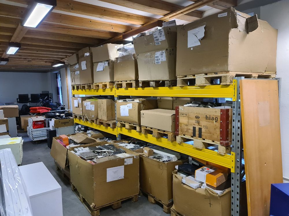 Generisch Retourenpakete Auf Paletten – Elektronik-Geschenksets, 4–20 Stück, Outlet WH66