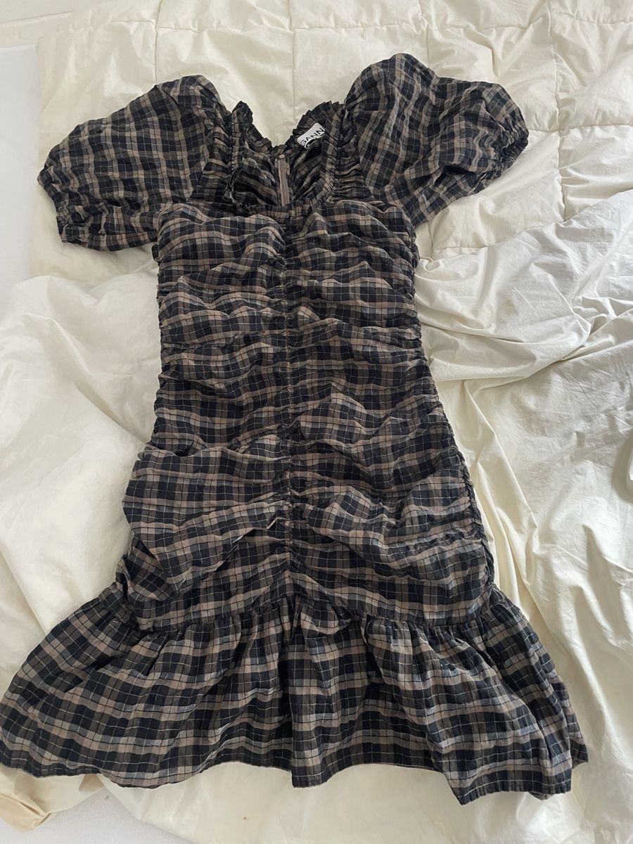 Ganni Vestiti: Ganni Kleid  – Usato da Zürich venduto da han_ymp9
