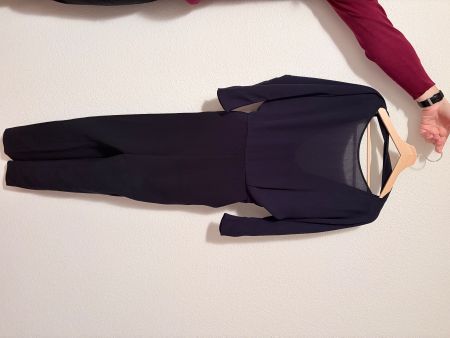 Dunkelblauer Jumpsuit von REISS, Grösse 36, neuwertig!