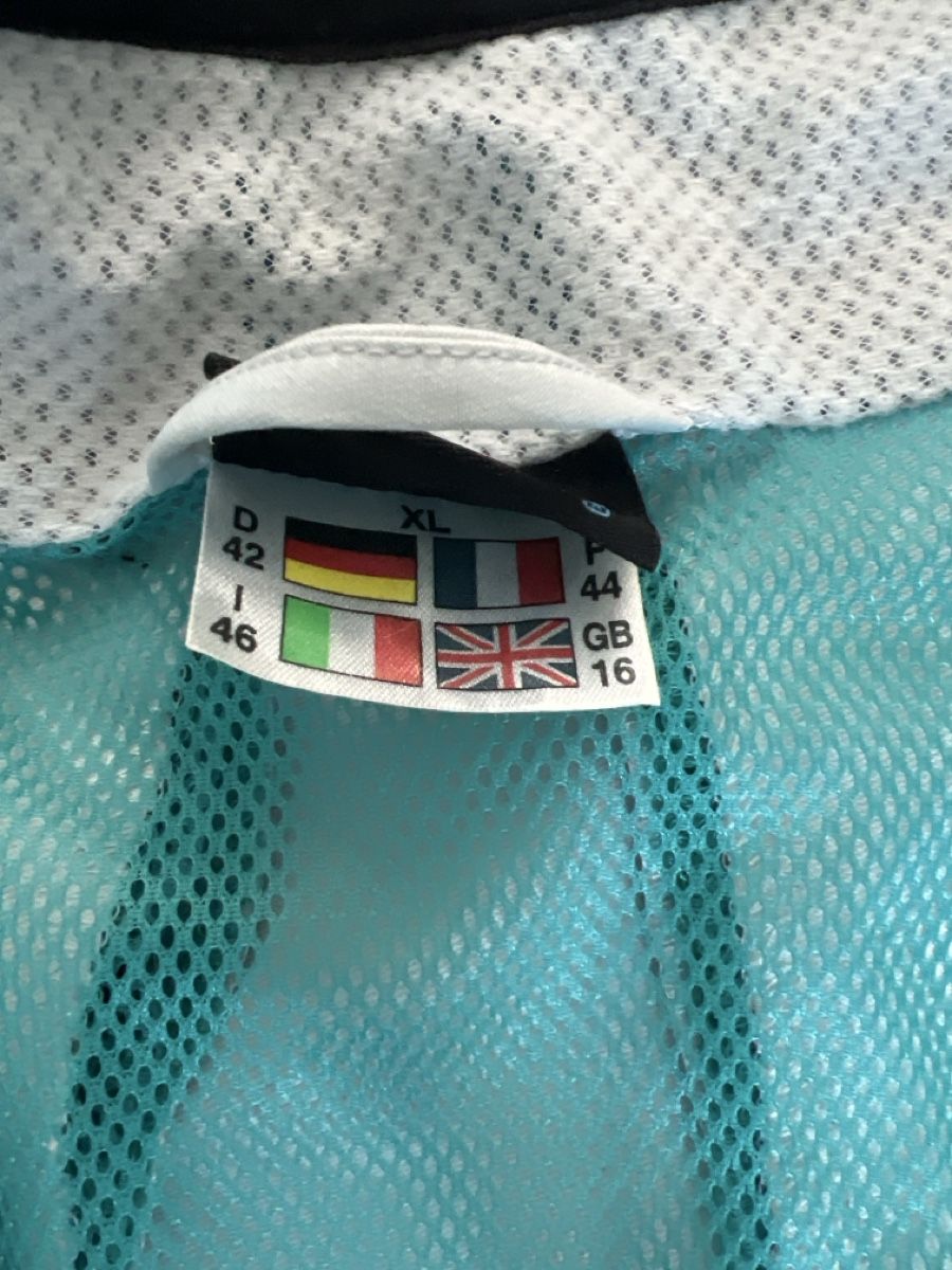 Asics Jacken: Asics Damen Jacke Grösse XL  – Gebraucht aus Uetikon am See von Sarahm76 6