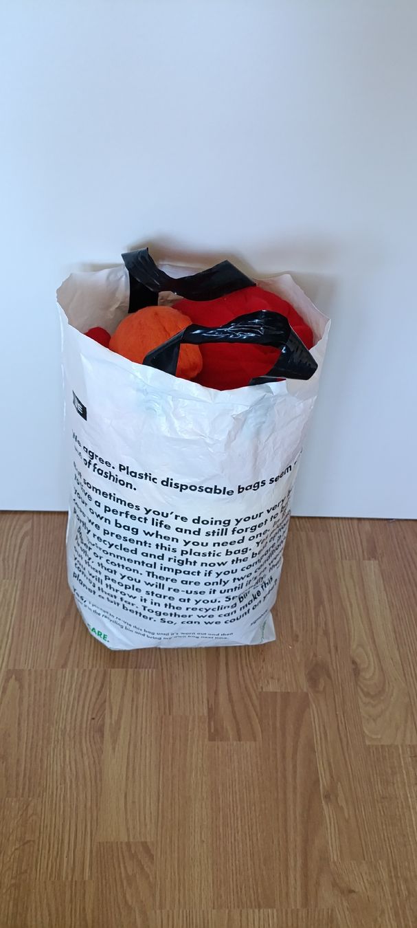 Lana: Diverse Farben an Filzwolle – Nuovo (secondo la descrizione) da Olten venduto da DixitNemesis 4