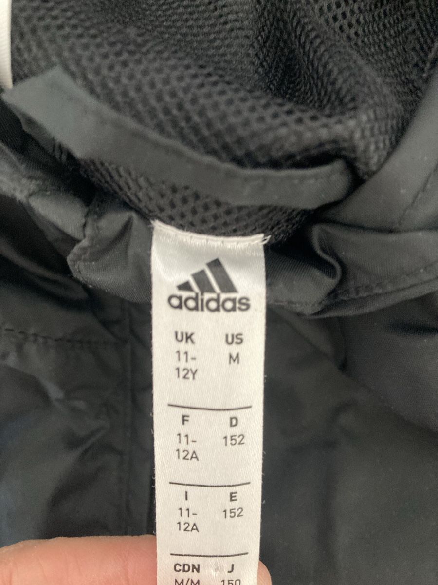 Adidas Giacche & Cappotti: Adidas kids light rain jacket  – Usato da Bottmingen venduto da Poppyfields 2