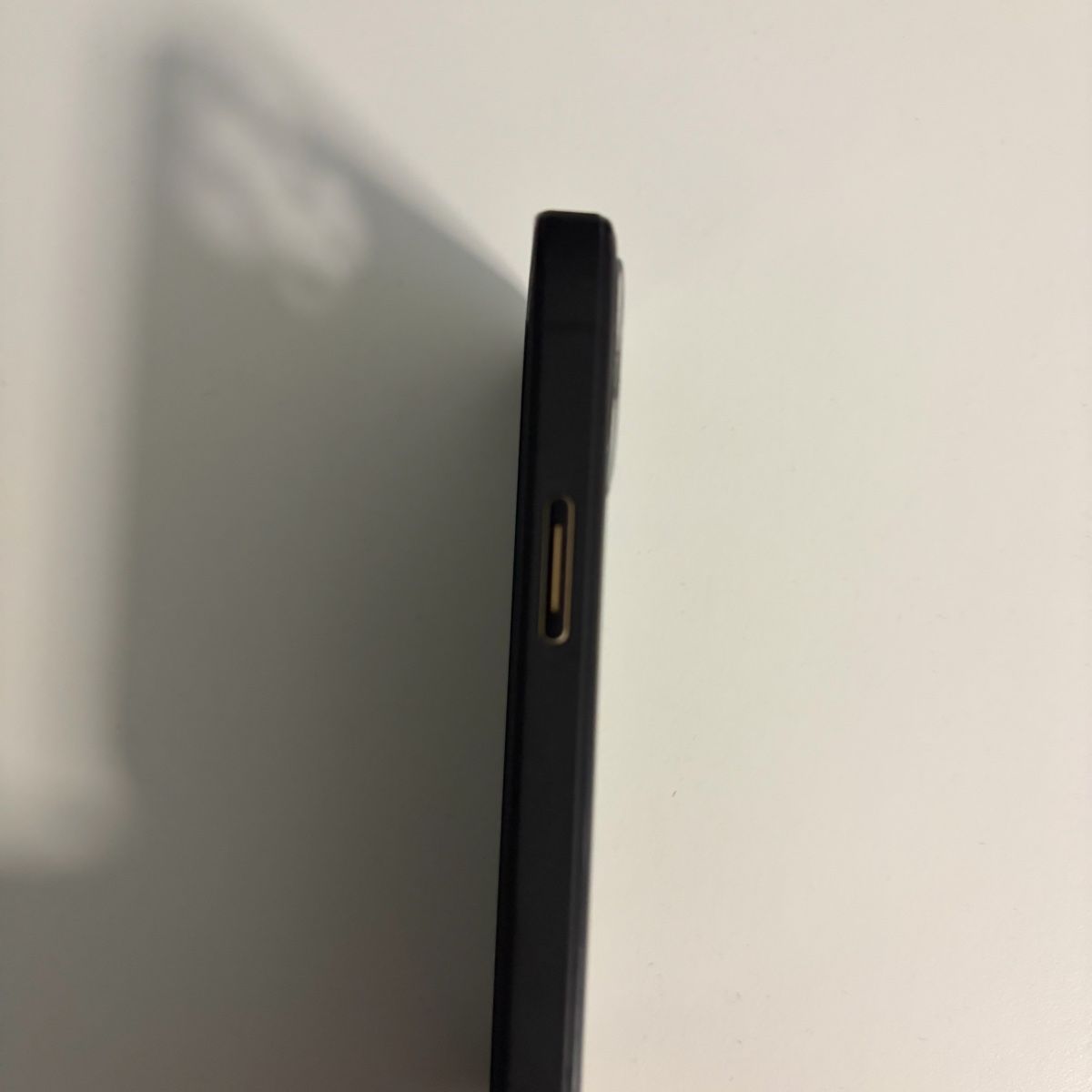 Apple Covers & Schutzfolien: iPhone 12 Pro schwarz Handyhülle – Neu (gemäss Beschreibung) aus Opfikon von ZDem 2