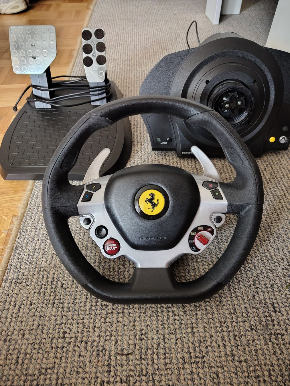 Konsolen: Setup SimRacing Thrustmaster TX 458 Italia + siège bluetooth – Gebraucht aus Petit-Lancy von 12j_26zx