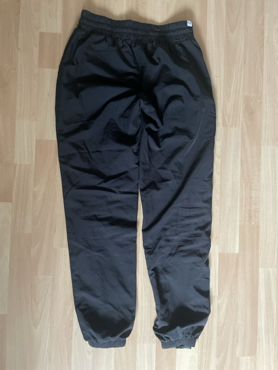 Puma Pantalons: Trainerhose von Puma Grösse 38 – D'occasion à Winterthur par cheerio97 6