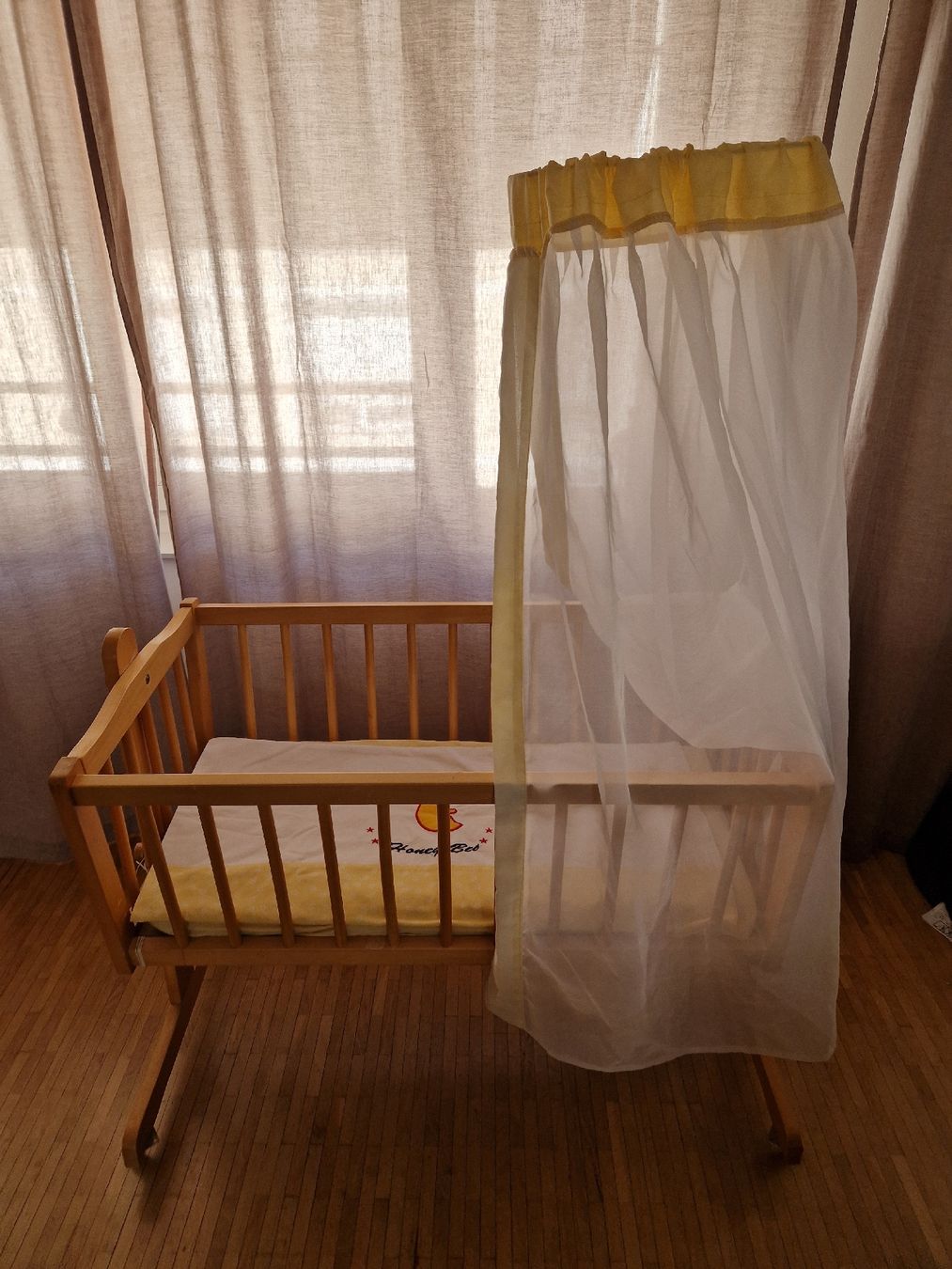 Culle: Baby Stubenwagen Holz – Usato da Winterthur venduto da jessy.j3012