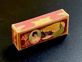 Schokoladeschachtel (Retro, 1920er Jahre) für Puppenstuben.