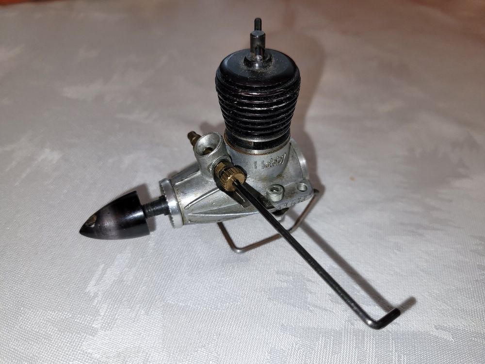 Taifun Hobby 1 Dieselmotor+ Vintage Metall-Tanks (Usato) a Winterthur