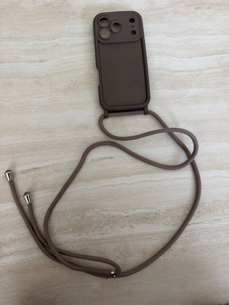 Apple Cover & Protezioni schermo: iPhone17 Pro Case with Strap - Stylish and Secure! – Nuovo e nell'imballaggio originale da Paradiso venduto da Ixaya.studio