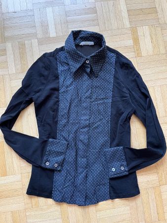Sale‼️Stylish stretch  blouse size S